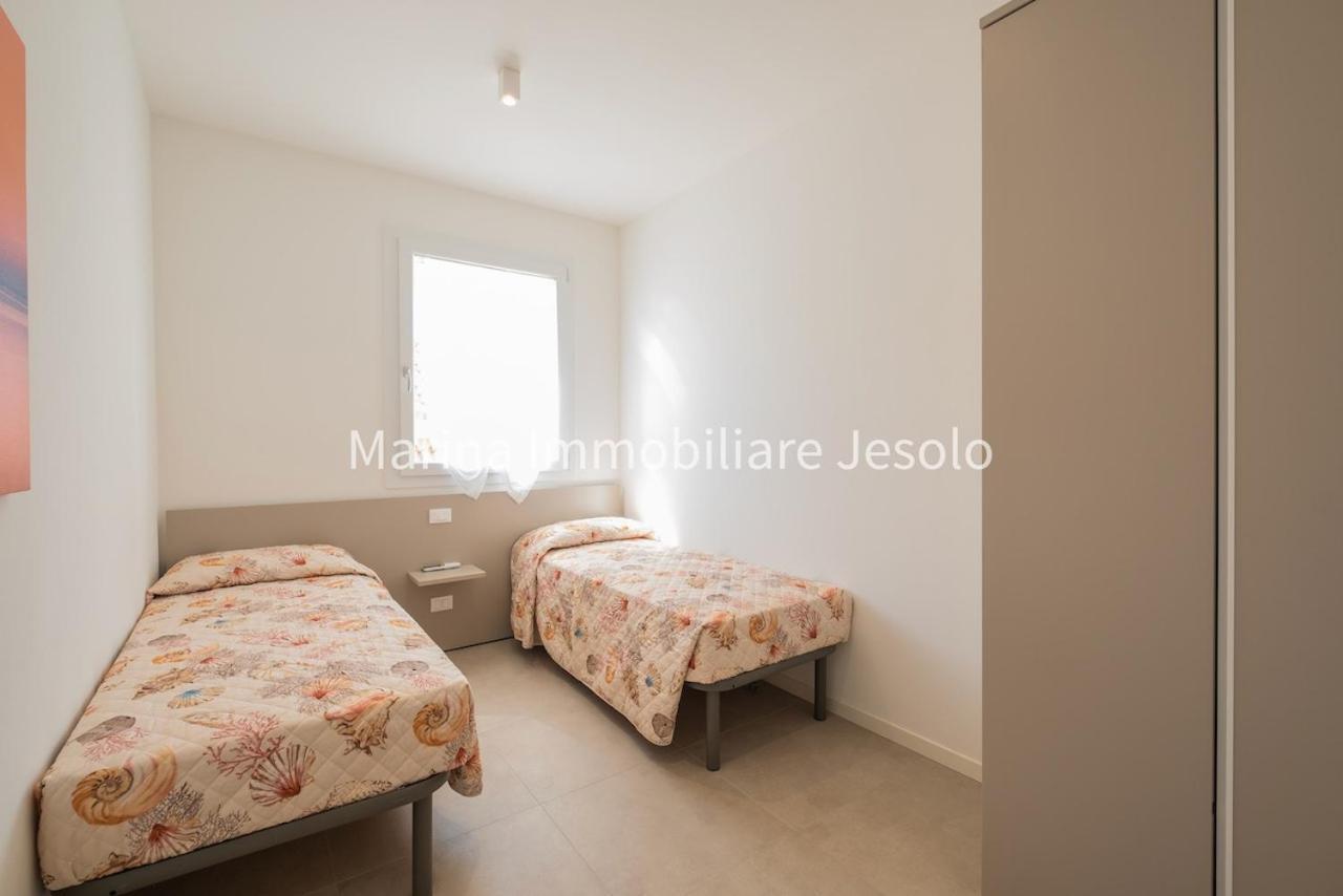 Per Mar Lägenhet Lido di Jesolo Exteriör bild
