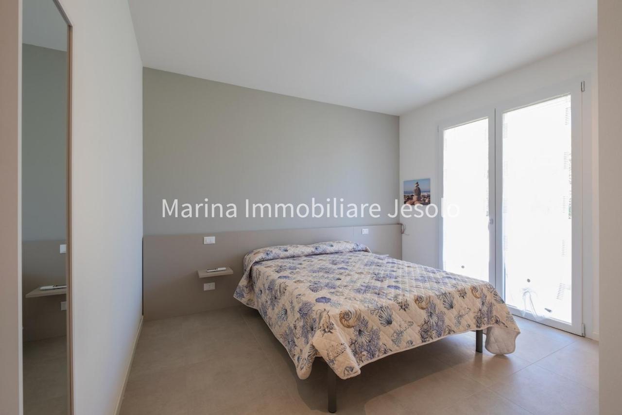 Per Mar Lägenhet Lido di Jesolo Exteriör bild