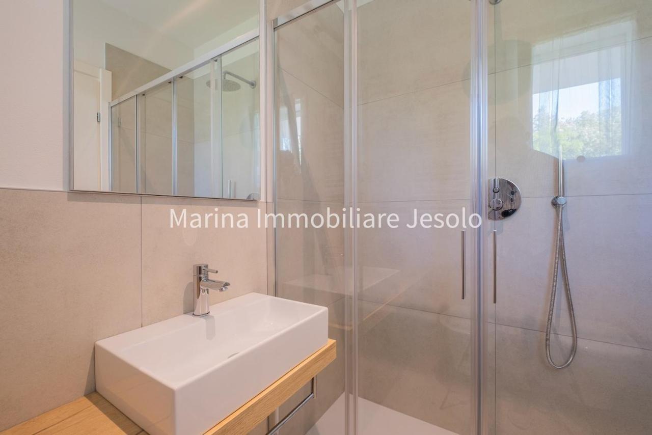 Per Mar Lägenhet Lido di Jesolo Exteriör bild