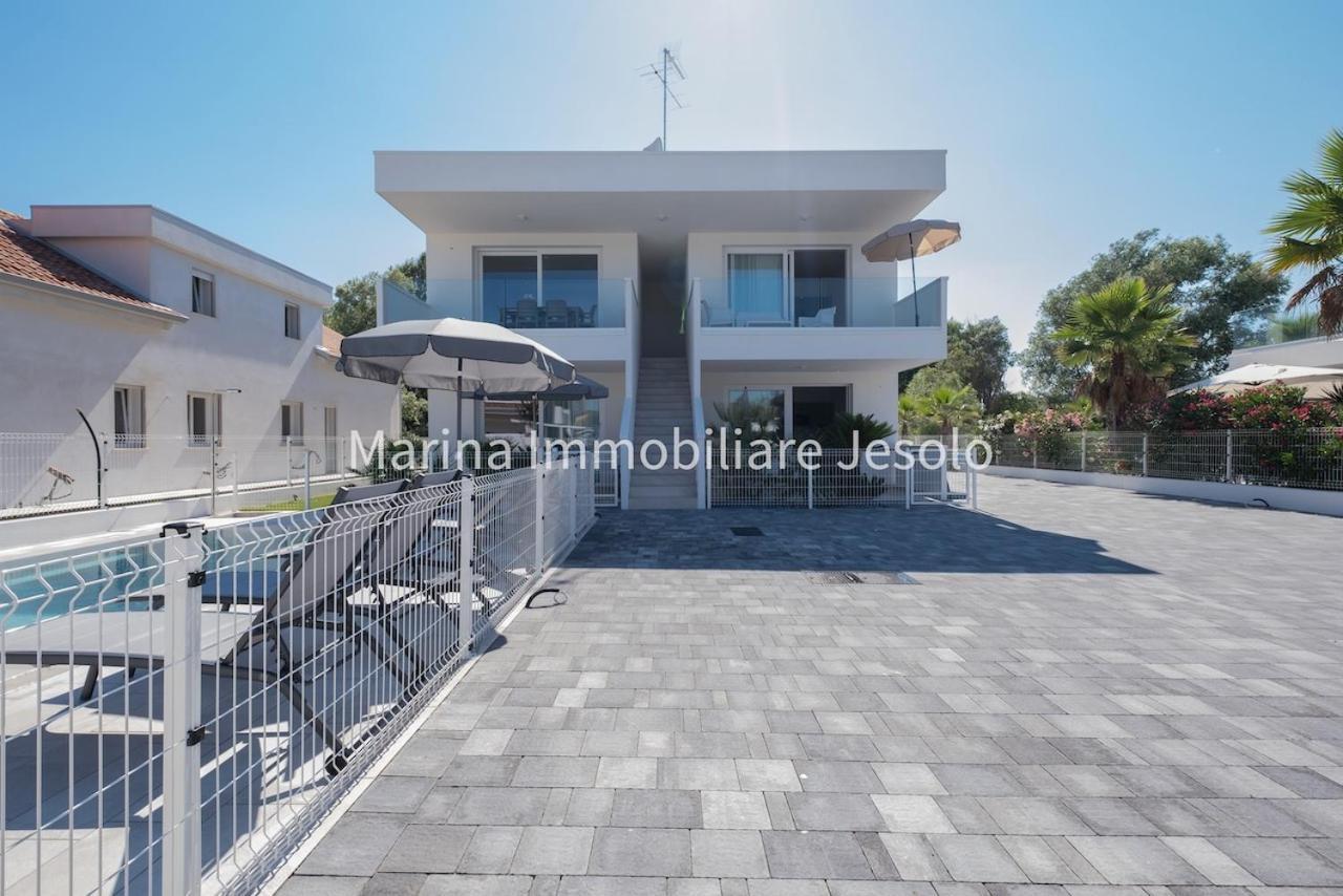 Per Mar Lägenhet Lido di Jesolo Exteriör bild
