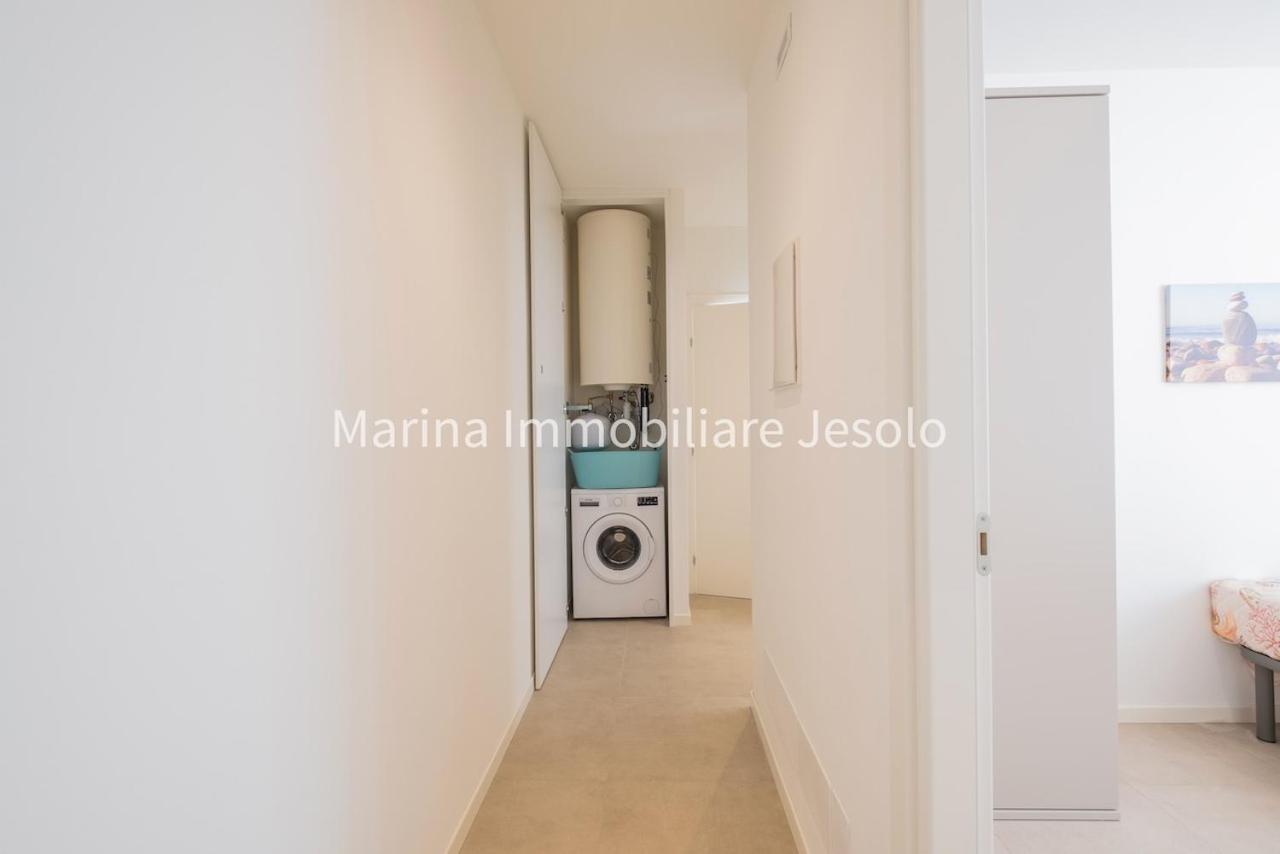 Per Mar Lägenhet Lido di Jesolo Exteriör bild