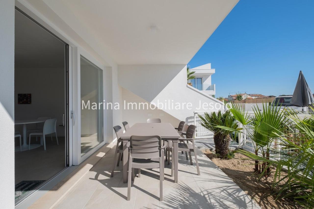 Per Mar Lägenhet Lido di Jesolo Exteriör bild