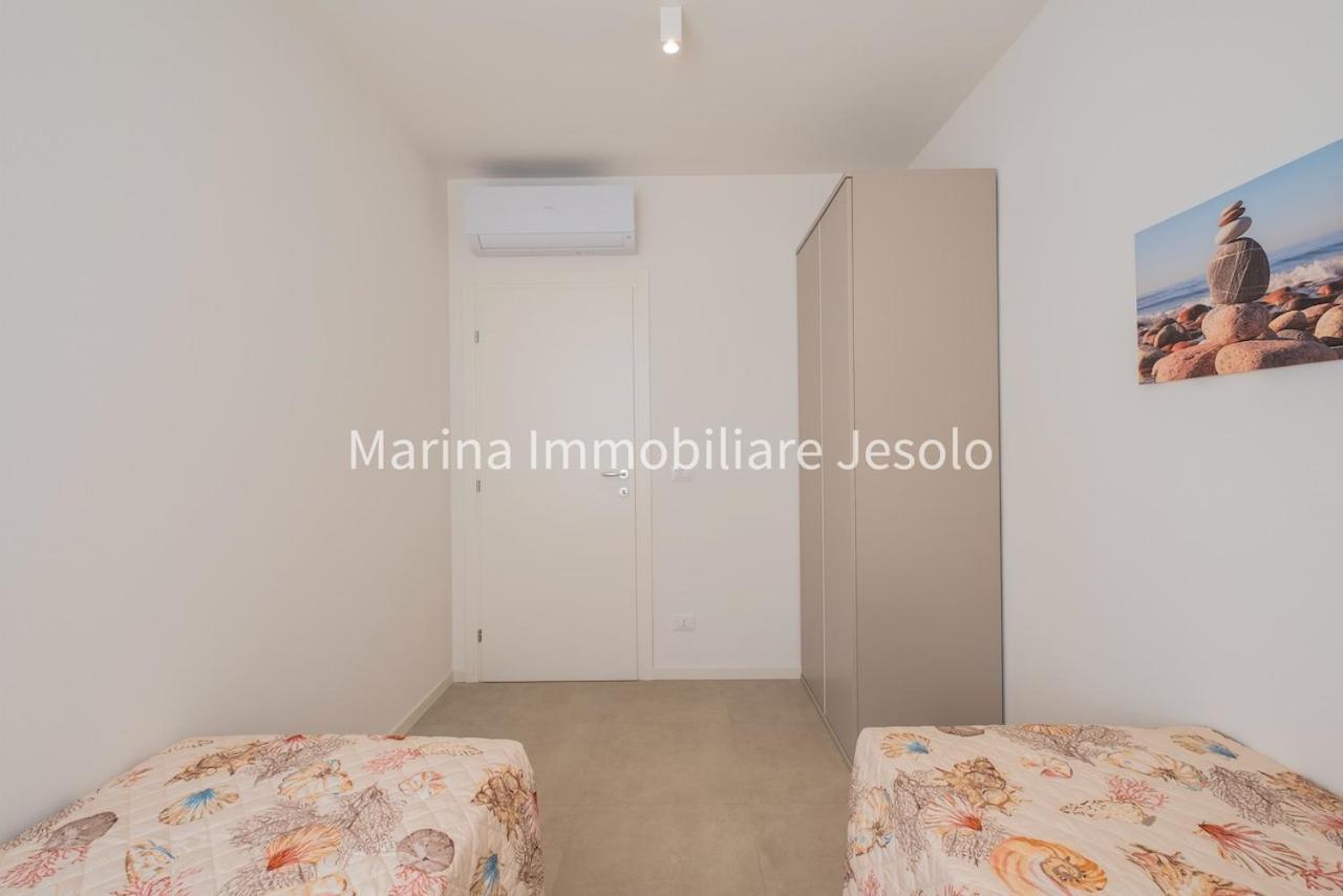 Per Mar Lägenhet Lido di Jesolo Exteriör bild