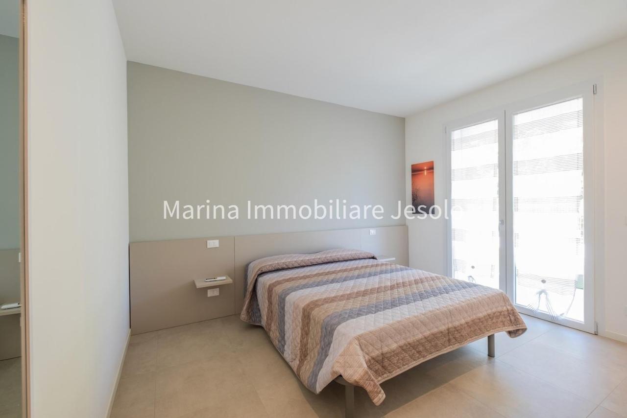 Per Mar Lägenhet Lido di Jesolo Exteriör bild