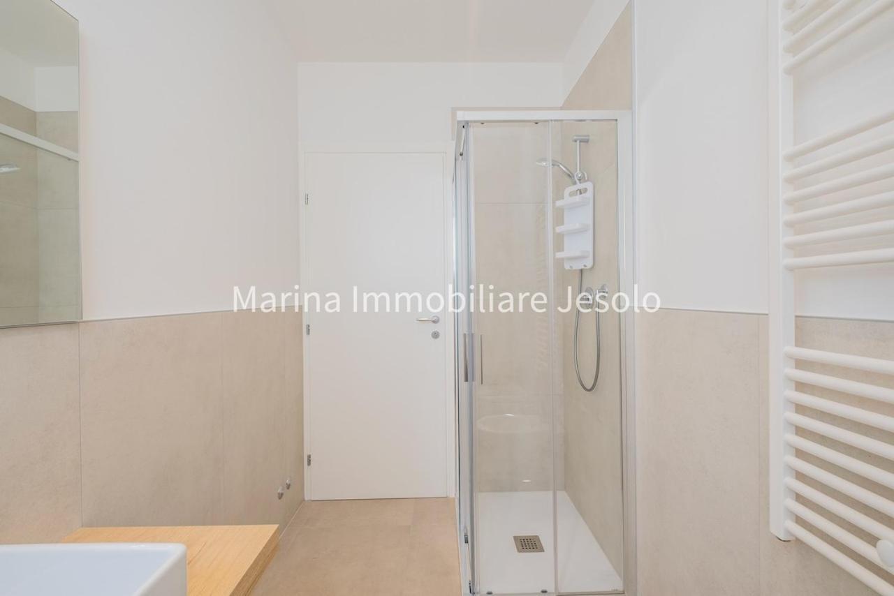 Per Mar Lägenhet Lido di Jesolo Exteriör bild